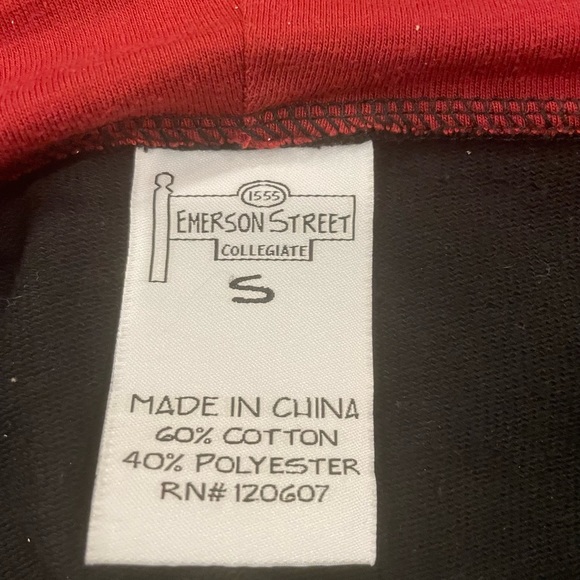 Woman’s University of Florida State FSU Seminoles jacket with pockets and hood. - Picture 7 of 7